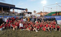 Alanya’da plaj voleybolu şöleni: Grand Slam’de şampiyonlar belli oldu