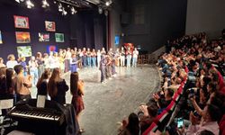 Alanya’da fen lisesinden sanat çıkarması: Sergi ve tiyatro büyük beğeni topladı