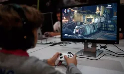 Rafet El Roman konserinde sürpriz teklif: “Evet” sahne önünde geldi