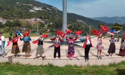 Mahmutlar’da 23 Nisan’da 15 farklı dilden barış mesajı