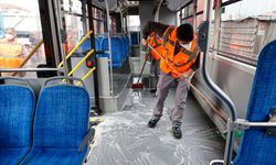 Antalya’da toplu ulaşımda hijyen seferberliği: Otobüsler her gün detaylı temizleniyor
