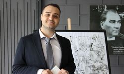 Antalya'da otizmli genç sanatçı eserlerini sergiledi