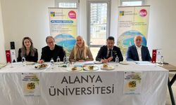 Alanya Üniversitesi’nde tropik lezzet yarışı: Genç şefler hünerlerini sergiledi