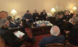 İslamabad’daki kritik zirvede sürpriz: İran ABD’yle aynı masaya oturmadı