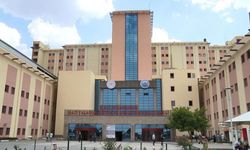 Okul bahçesinde yıldırım faciası: 2 çocuk can verdi