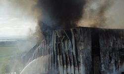 Manavgat'ta cips fabrikası yangında kullanılamaz hale geldi