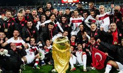 Milli futbolcu Hakan Çalhanoğlu sezonu kapattı