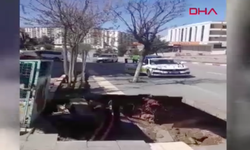 Kaldırım çöktü: Yol trafiğe kapatıldı