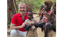 Alanyasporlu yönetici Mehmet Uslu’dan Afrika’dan anlamlı paylaşım