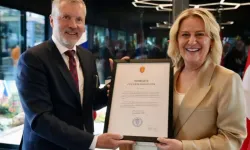 Alanya'da görkemli tören: Tanınmış turizmci Banu Okan Kavukçu Norveç Fahri Konsolosu oldu