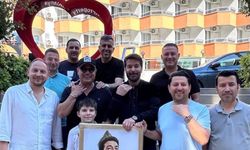 Nihat Tufan yeni yaşını dostlarının sürpriziyle kutladı