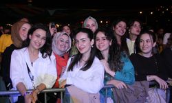 Alanya Gençlik Festivali dört günlük coşkunun ardından renkli görüntülerle sona erdi