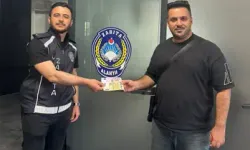 Alanya'da insanlık dersi: Yerde bulduğu parayı zabıtaya teslim etti