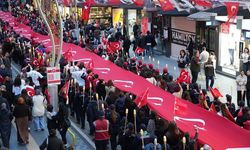 Samsun'da 19.19'da dev bayrakla fener alayı düzenlendi