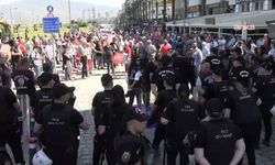 İzmir'de Özgür Özel'in miting alanına polis ablukası