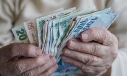 SGK uzmanı: Emeklinin 25 bin TL seyyanen zam alacağı var