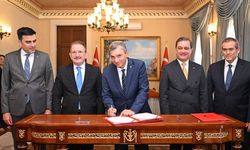 Elmalı'ya yapılacak sağlık tesisleri için imzalar atıldı