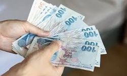 Emeklilerin bayram ikramiyesi hesaplara yatıyor: Ödemeler başladı