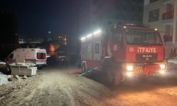Cezaevinden izinli çıktı, eşini ve bir kadını bıçakladı