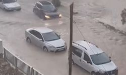 Hatay ve Osmaniye’de sağanak felaketi: Yollar çöktü, evleri su bastı