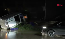 Antalya'da minibüs sulama kanalına çarptı