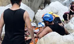 Kemer’de kanyon yürüyüşü faciaya dönüşüyordu