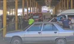 Park halindeki otomobile silahlı saldırı: 2 ölü