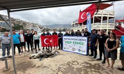 Alanya’da “Mavi Akdeniz İnisiyatifi” kapsamında deniz dibi temizliği