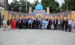 KGK üyesi Türk gazeteciler Ata yurdu Özbekistan’ı keşfettiler