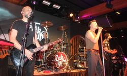 Zakkum, Alanya'da rock rüzgarı estirdi