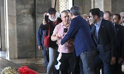 Özgür Özel'in Anıtkabir'deki çelenk krizinin arka planı