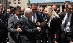 İbrahim Tatlıses'in eski eşi Ayşegül Yıldız MHP'ye katıldı