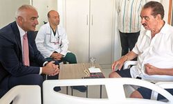 Bakan Ersoy'dan Tatlıses'e Ankara'da geçmiş olsun ziyareti