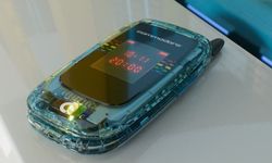 Commodore'dan internetsiz telefon: Callback 8020 tanıtıldı
