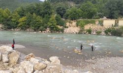 Manavgat’ta korkutan olay: Akıntıya kapılan 25 yaşındaki genç kayıp