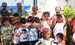 İpek böcekleriyle buluşan minikler Sapadere'de unutulmaz bir gün geçirdi
