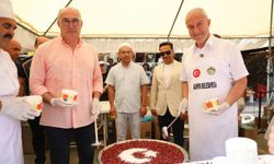 Alanya'da Muharrem bereketi! 5 bin kişiye aşure ikramı