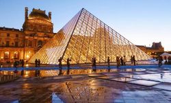 Louvre Müzesi aşırı sıcaklar nedeniyle erken kapanacak