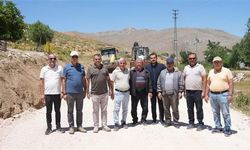 Alanya'dan Konya'ya uzanan yayla yolunda asfalt hazırlığı