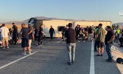 Kütahya'da yolcu otobüsü devrildi: 31 kişi yaralandı
