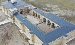 Konya'daki 791 yıllık Zazadın Hanı butik otel oluyor