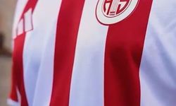 Antalyaspor'un 2026-2027 sezonu formaları tanıtıldı