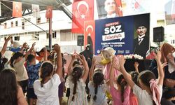 Kepez'de çocuklar mobil kreş ve kütüphaneyle buluştu