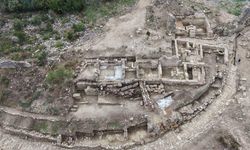 Serik Aspendos'ta antik Tiyatro Caddesi gün yüzüne çıktı