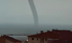 Denizde hortum oluştu! O anlar kamerada