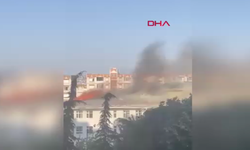 Okulun çatısında yangın! Ekipler seferber oldu