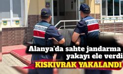 Alanya'da "sahte jandarma" yakayı ele verdi