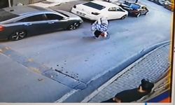 Sokakta yürüyen kadına arkadan yumruklu saldırı