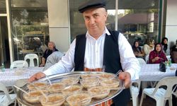 Alaiye Şalvar sahibi Arslan'dan geleneksel aşure ikramı