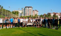 Alanya protokolünden Alanyaspor’a sezon öncesi moral ziyareti
